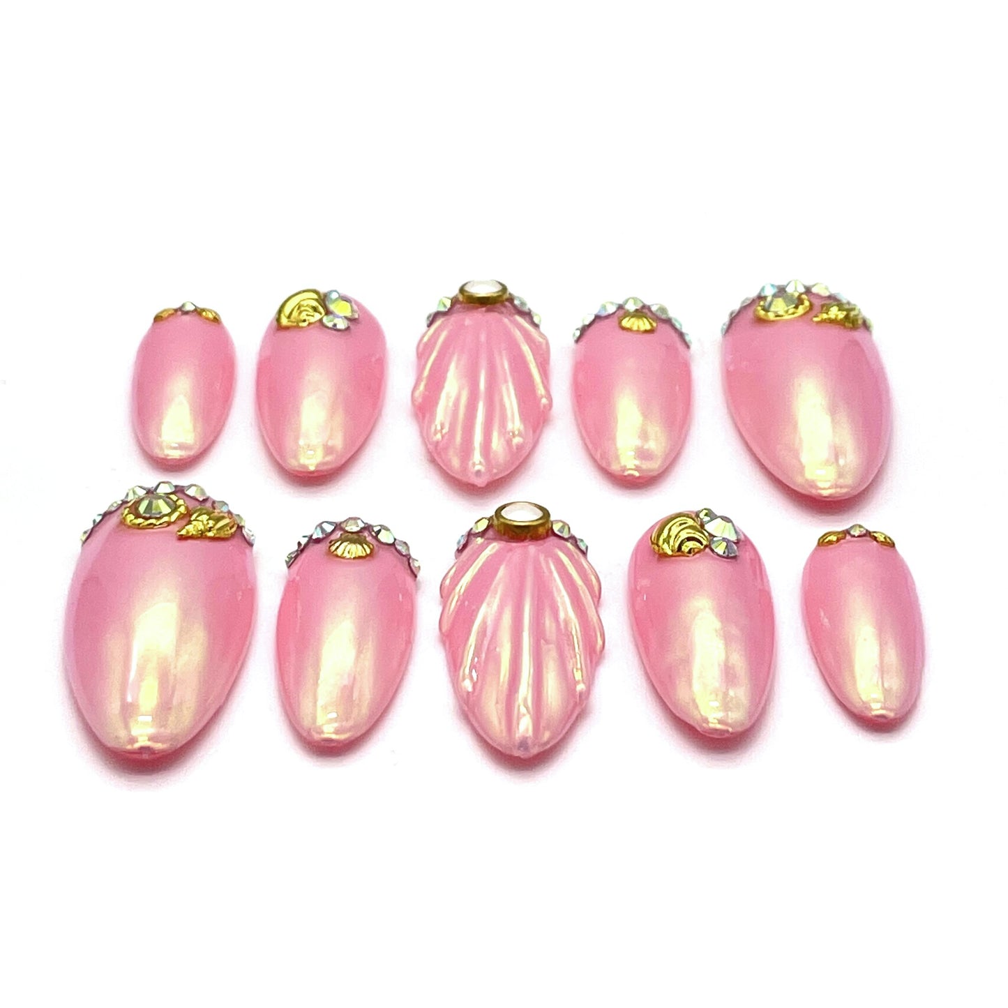 Pearly Merly | Luxury Press-on Nails